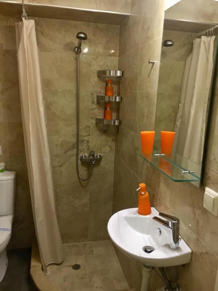 Apartments Anna Deluxe カヴァラ エクステリア 写真